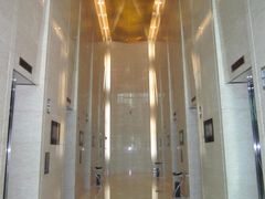 电梯间-深圳皇庭V酒店