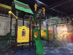 -泉城欧乐堡戏水湾艺术养生温泉