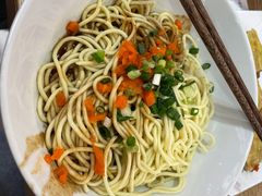 -王拐拐热干面·武汉三鲜豆皮(徐家汇店)