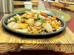 -东馆和天下特色餐饮(工农店)