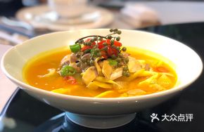 Sour Soup Pig's Stomach with Daylily