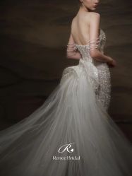 -Renee芮亦婚纱