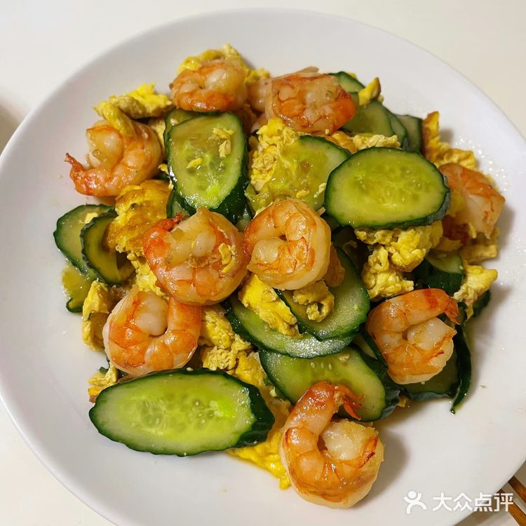 简单吃点儿吧，最近是一点儿也不想吃肉。你们是不知道小时候的我