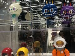 -泡泡玛特POPMART(侨福芳草地店)