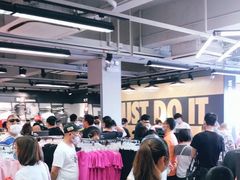 -NIKE上海青浦优选体验店