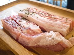 -江南猪肉商会无限续吃(弘大店)