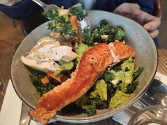 煎三文鱼腌蘑菇和风碗-Wagas沃歌斯(杭州黄龙万科店)
