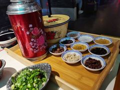 -哥老官重庆美蛙鱼头(五角场合生汇店)