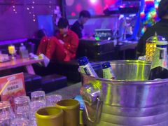 -喜鹊音乐酒馆(西街店)