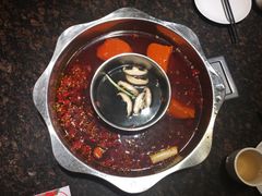 -小天鹅火锅·一线江景洪鼎旗舰店(洪崖洞店)