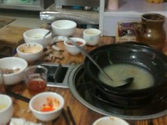 -阿婆情腊排骨火锅(金虹路店)