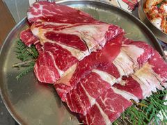 -草家酱蟹炭火烤肉店(珲春南路一店)