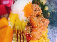 海鲜三文鱼波奇饭-Miss Fresh轻食(南京西路店)