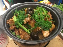 -芳村榕树头叹佬鸡煲(体育西店)