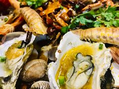 -老东镇啤酒屋海鲜加工·蒸汽海鲜·海鲜烧烤(台东店)
