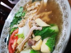 -牛小隆牛肉面馆(四牌楼店)