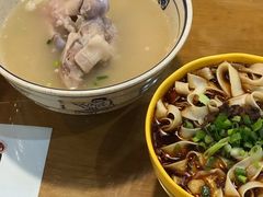 老妈蹄花-易老妈蹄花.特色川菜(人民公园总店)
