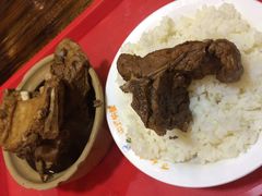 -万和春排骨砂锅米饭(湖北路店)