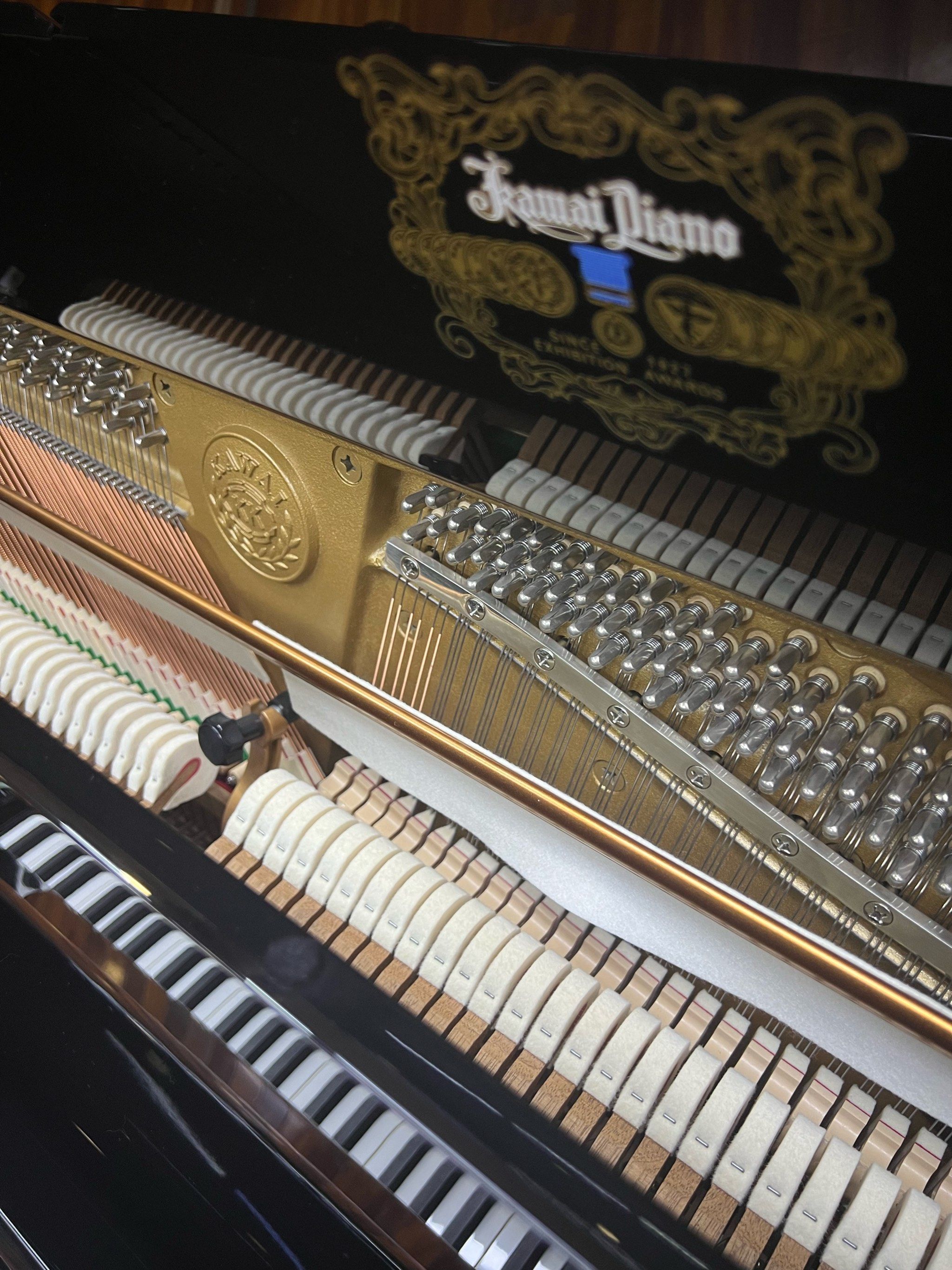 kawai钢琴vt125

•