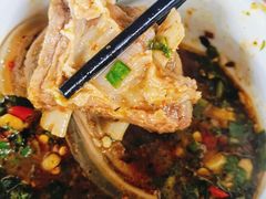 -老石黑山羊毛驴肉火锅(金凯广场店)