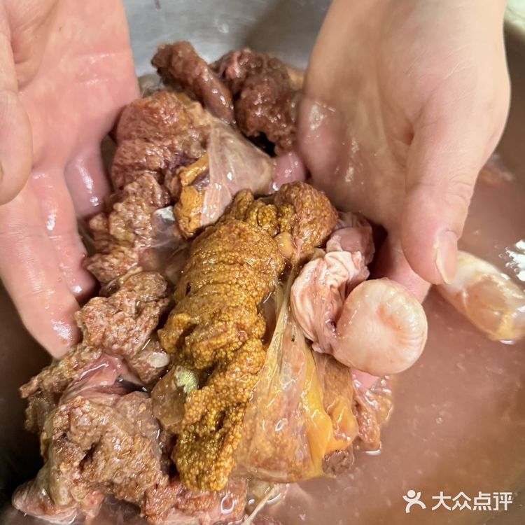 员村深夜鱼市现场！凌晨1点还在爆满的鲜货食堂