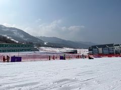 -鳌山滑雪度假区