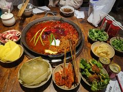 -四小区火锅·巷子里的重庆火锅(花照壁店)