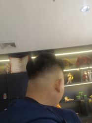 -好先生男士理发馆