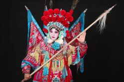 -华韵京剧摄影(洋桥角门东店)