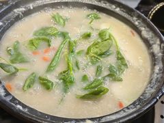 -牛牛和牛海鲜粥底火锅(长虹国际城店)
