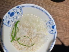 -肖四女乐山跷脚牛肉(南汇大学城生活广场店)