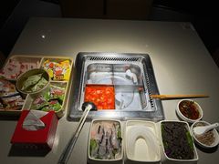 -海底捞火锅鲜切牛肉主题店(长寿路店)
