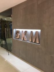 点击看大图 门面-5KM舞蹈工作室