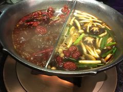 -湊湊火锅·茶憩(新中关购物中心店)