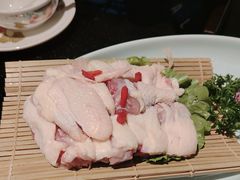 -得意咚瓜·顺德鱼生·冬瓜火锅(深圳首店)