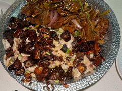 -小鱼小牛·鱼牛干锅·脆鱼火锅(世欧广场店)