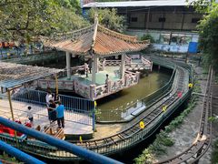 -顺德大良半月城游乐场