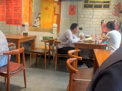 -老天桥酱肉烧饼夹肘子(天桥店)
