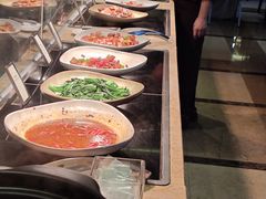 -大中华希尔顿酒店-念自助餐·嗨啤·小龙虾