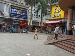 -黄河时装城(虎门店)