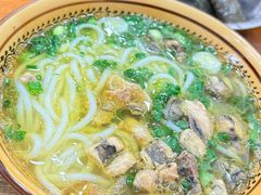 土鸡米线（小碗）-正宗李家土鸡米线店