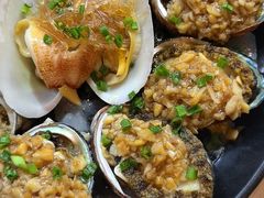 -三亚火车头万人海鲜广场