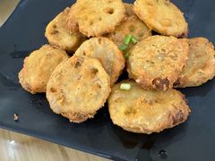 -梓檚中餐厅湖北菜小龙虾武昌鱼排骨藕汤(黄鹤楼店)