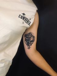 -越域刺青