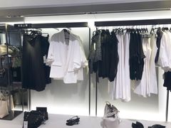 -ZARA(熙地港店)