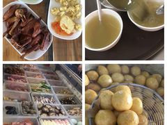 餐具摆设-崖口煲仔饭