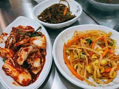 -牛信亭韩国料理·炭火烤肉(紫藤路店)