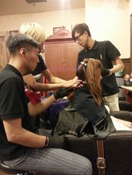 染中间-TWOFACE双面理发馆