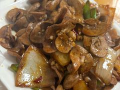 -黑皮酸菜鱼(三山街店)