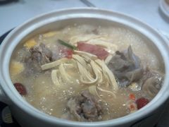 筒骨砂锅-金华砂锅筒骨砂锅夜宵(临平店)